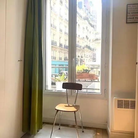 2 Pieces A Montmatre