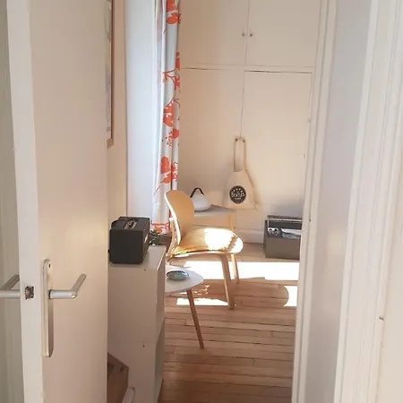 2 Pieces A Montmatre